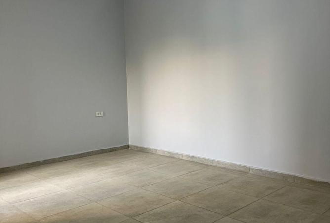 64893773 - صورة العقار 3