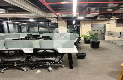 مساحات مكتبية - 7 غرف نوم - 2 حمامات للايجار في مول هايد بارك بيزنس - شارع التسعين الجنوبي - التجمع الخامس - مدينة القاهرة الجديدة - القاهرة