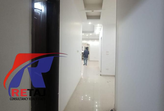 92127807 - Property Image 2