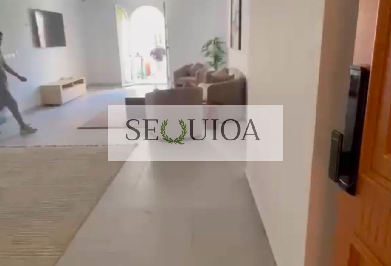 3-bedroom apartment 245 m² for sale in New Garden City