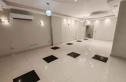 Co-Working Space - Studio - 2 Bathrooms for rent in El Banafseg 4 - El Banafseg - New Cairo City - Cairo