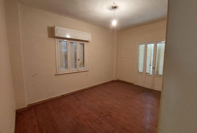 76226755 - Property Image 2