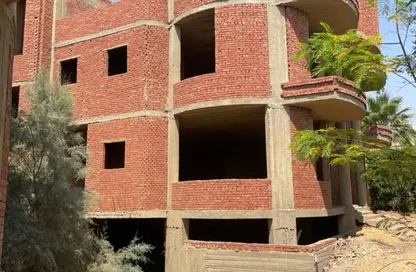 فيلا - 3 غرف نوم - 3 حمامات للبيع في كمبوندات الشروق - مدينة الشروق - القاهرة