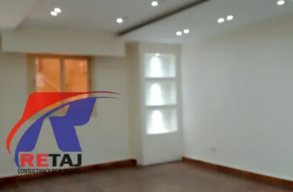 Apartment - 5 Bedrooms - 3 Bathrooms for rent in Makram Ebeid St. - 6th Zone - Nasr City - Cairo