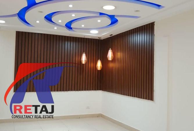 8590183 - Property Image 2