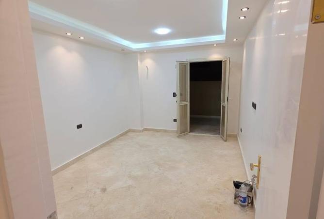 8489004 - Property Image 2