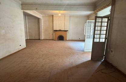 Apartment - 3 Bedrooms - 2 Bathrooms for sale in Bahgat Ali St. (Ebn Al Nabeh) - Zamalek - Cairo