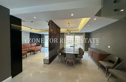 فيلا - 3 غرف نوم - 5 حمامات للايجار في لاتيرا - المستثمرين الجنوبية - مدينة القاهرة الجديدة - القاهرة