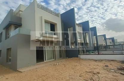 Townhouse - 3 Bedrooms - 3 Bathrooms for sale in Garden Residence - Hyde Park - New Cairo City - Cairo