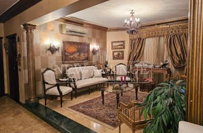 منزل مزدوج - 7 غرف نوم - 8 حمامات للبيع في طريق الشروق - المجاورة الاولي - الحي الثامن - مدينة الشروق - القاهرة منزل مزدوج - 7 غرف نوم - 8 حمامات للبيع في طريق الشروق - المجاورة الاولي - الحي الثامن - مدينة الشروق - القاهرة