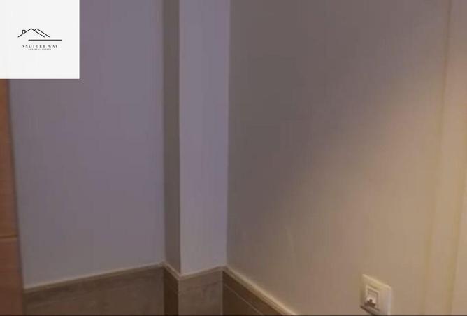 2PEEBPmFEuG - Property Image 2