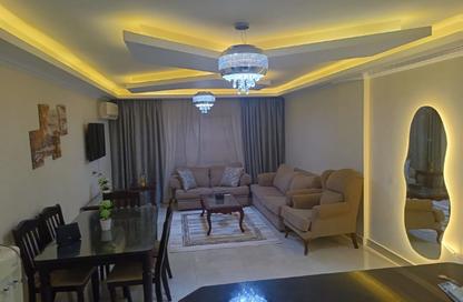 Apartment - 2 Bedrooms - 1 Bathroom for rent in El Rehab Extension - Al Rehab - New Cairo City - Cairo