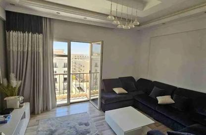 Apartment - 2 Bedrooms - 2 Bathrooms for sale in Garden Residence - Hyde Park - New Cairo City - Cairo