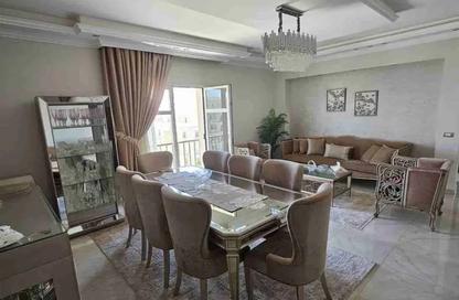 Apartment - 2 Bedrooms - 2 Bathrooms for sale in Garden Residence - Hyde Park - New Cairo City - Cairo