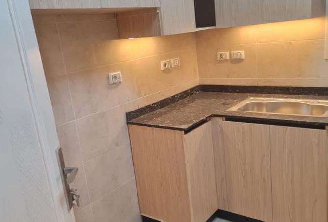 102913104 - Property Image 2