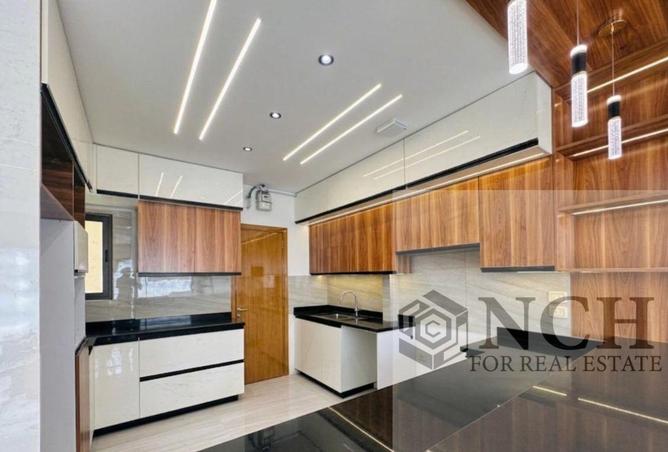 81838502 - Property Image 2