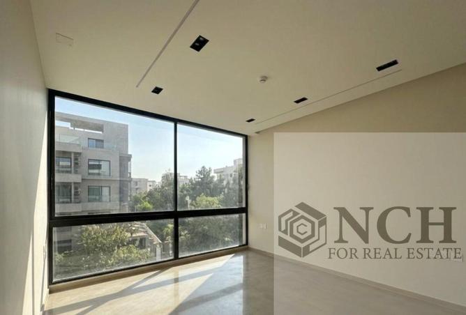 81838502 - Property Image 3