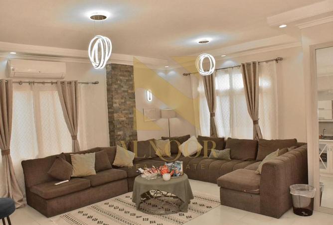 8633904 - Property Image 2