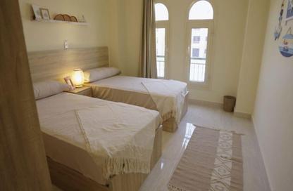 Chalet - 2 Bedrooms - 1 Bathroom for sale in Lasirena Palm Beach - Al Ain Al Sokhna - Suez