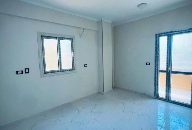 100076598 - Property Image 3