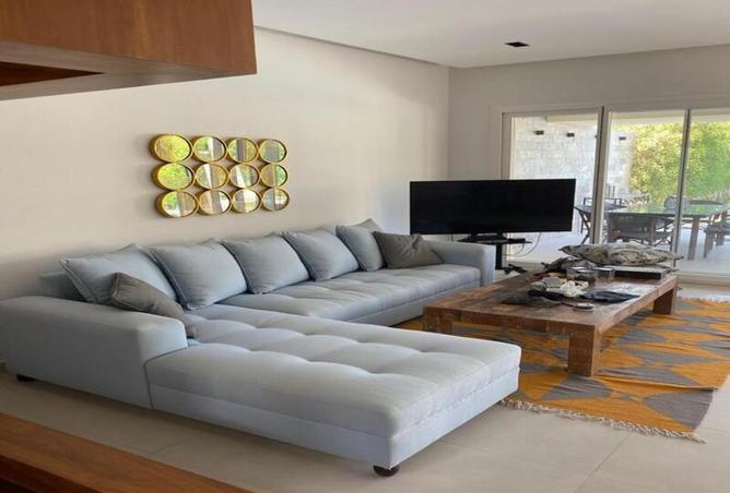 8679720 - Property Image 2