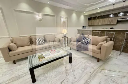 Apartment - 3 Bedrooms - 3 Bathrooms for rent in Hyde Park - New Cairo City - Cairo