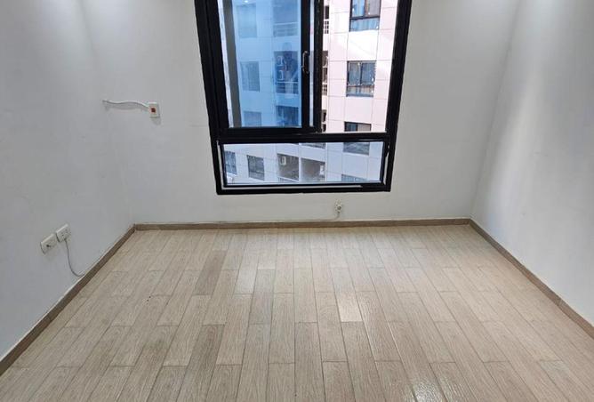 58001106 - Property Image 3