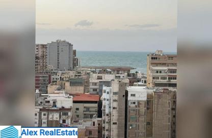شقة - 3 غرف نوم - 2 حمامات للايجار في طريق ابو قير - زيزينيا - حي شرق - الاسكندرية