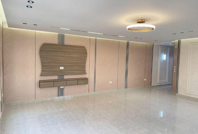 8653912 - Property Main Image