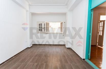 Apartment - 6 Bedrooms - 4 Bathrooms for sale in Sporting - Hay Sharq - Alexandria