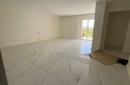 Apartment - 3 Bedrooms - 3 Bathrooms for sale in Hyde Park - New Cairo City - Cairo Apartment - 3 Bedrooms - 3 Bathrooms for sale in Hyde Park - New Cairo City - Cairo