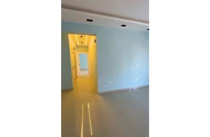 Apartment - 2 Bedrooms - 3 Bathrooms for sale in Garden Residence - Hyde Park - New Cairo City - Cairo