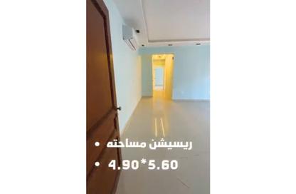 Apartment - 2 Bedrooms - 3 Bathrooms for sale in Garden Residence - Hyde Park - New Cairo City - Cairo