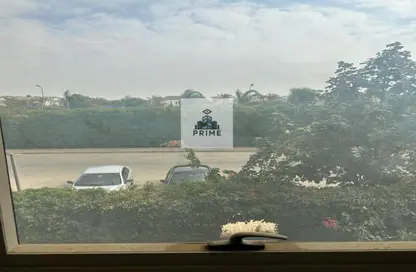 شقة - 3 غرف نوم - 2 حمامات للايجار في جاليريا  مون فالى - المستثمرين الجنوبية - مدينة القاهرة الجديدة - القاهرة