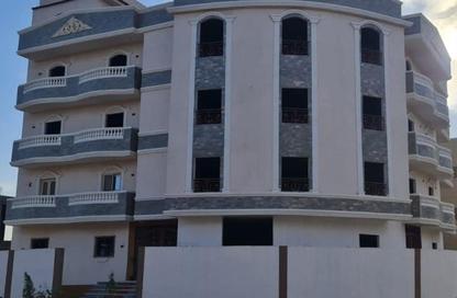 Whole Building - 3 Bedrooms - 2 Bathrooms for sale in Neighborhood 4 - Neighborhood 33 - 10th of Ramadan City - Sharqia