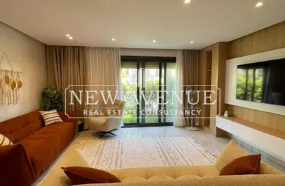 Apartment - 3 Bedrooms - 2 Bathrooms for sale in Sodic East - 6th District - New Heliopolis - Cairo