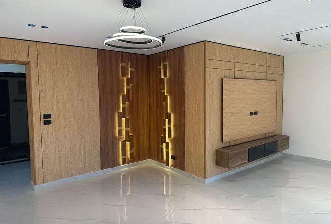 56993896 - Property Image 3