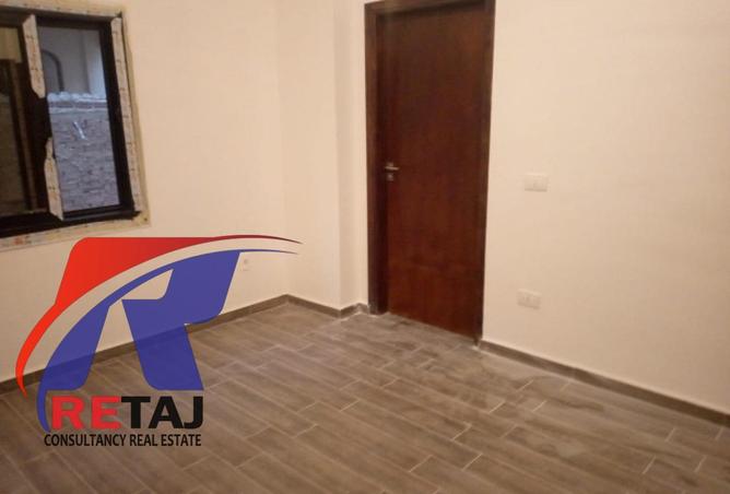 8603853 - Property Image 3