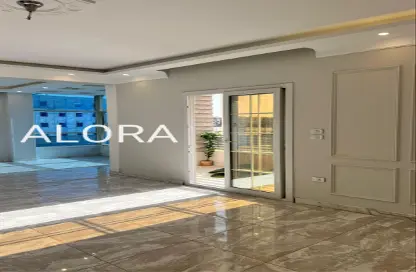 Apartment - 3 Bedrooms - 3 Bathrooms for rent in 8th District - Sheikh Zayed City - Giza