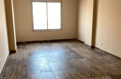 Apartment - 2 Bedrooms - 1 Bathroom for rent in El Rehab Extension - Al Rehab - New Cairo City - Cairo