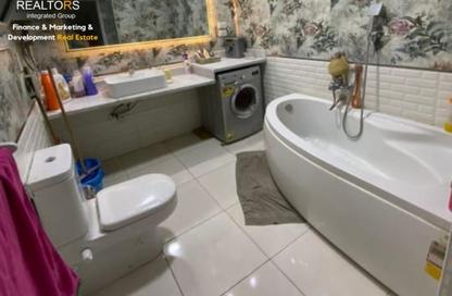 Apartment - 3 Bedrooms - 2 Bathrooms for sale in Al Khamayel city - Sheikh Zayed Compounds - Sheikh Zayed City - Giza