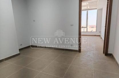 Clinic - Studio - 1 Bathroom for rent in Lake View Residence - 5th Settlement Compounds - The 5th Settlement - New Cairo City - Cairo