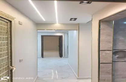 Apartment - 3 Bedrooms - 2 Bathrooms for sale in Al Lebeny Axis - El Mariouteya - Faisal - Hay El Haram - Giza