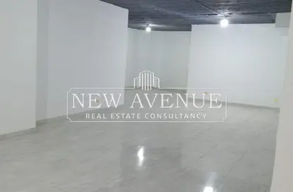 Show Room - Studio - 1 Bathroom for rent in Cornish El Nile St. - Maadi - Hay El Maadi - Cairo