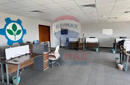 مساحات مكتبية - 2 غرف نوم - 2 حمامات للايجار في كمبوندات الشيخ زايد - الشيخ زايد - الجيزة