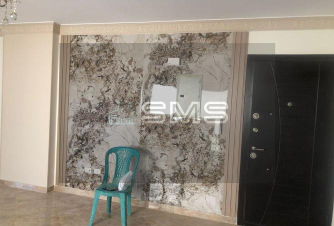 8620811 - Property Image 3