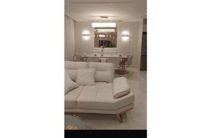 Apartment - 3 Bedrooms - 3 Bathrooms for sale in Hyde Park - New Cairo City - Cairo