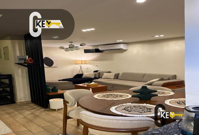 72710277 - Property Image 2