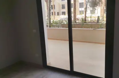 Apartment - 3 Bedrooms - 4 Bathrooms for sale in Village West - Sheikh Zayed Compounds - Sheikh Zayed City - Giza