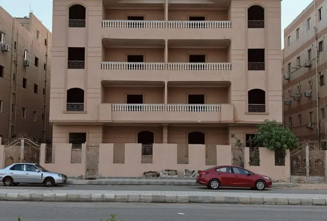 97424247 - Property Image 2